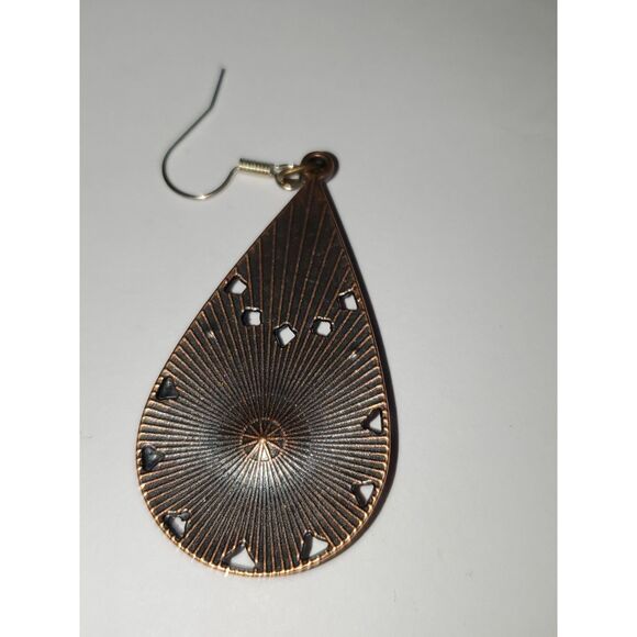 Enameled Hippie Boho Pierced Earrings Dangle Drop Handmade Flower 60's Style - Picture 7 of 7